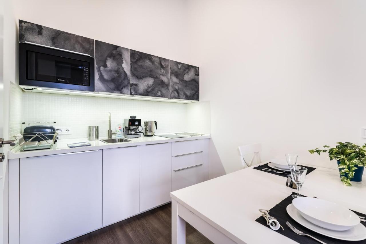 Cosy Studios In The Heart Of The City Budapest Exteriör bild