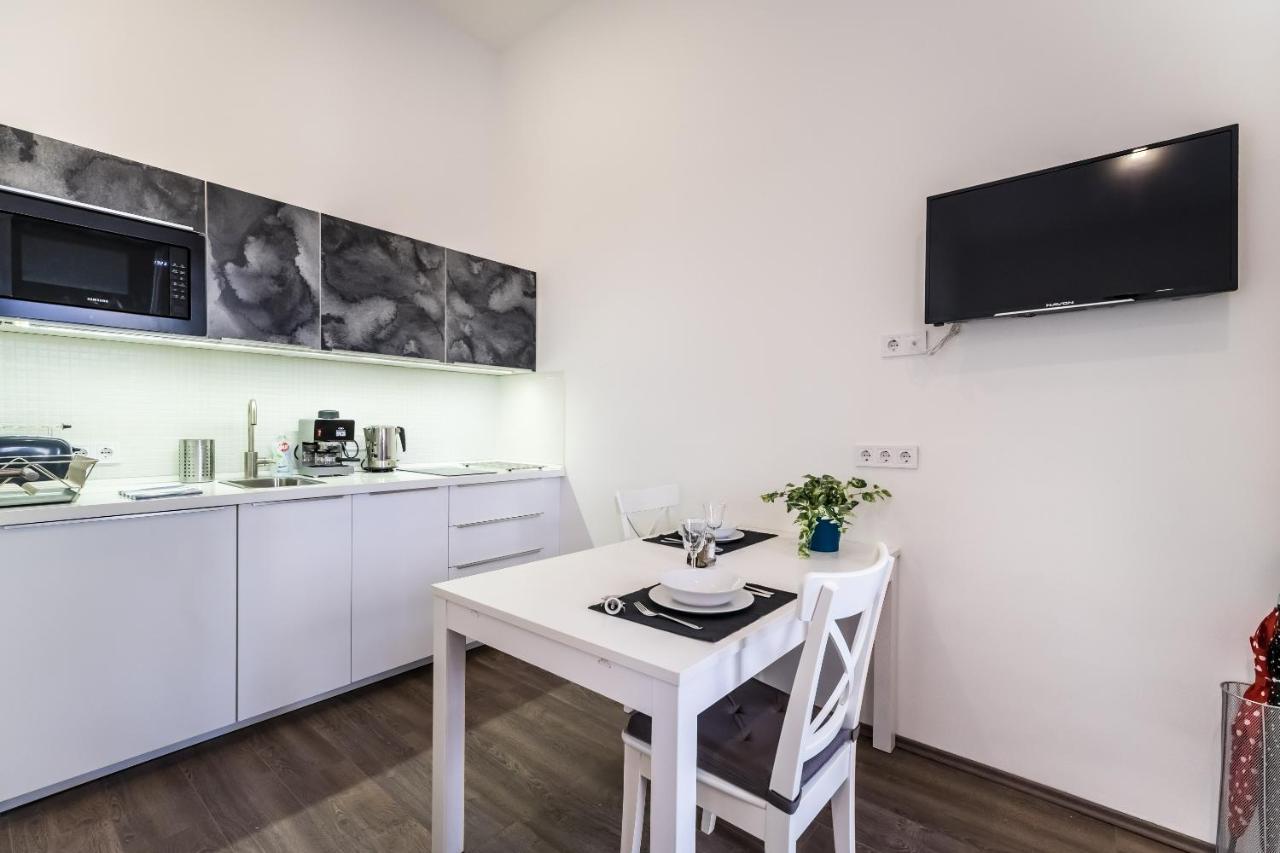 Cosy Studios In The Heart Of The City Budapest Exteriör bild